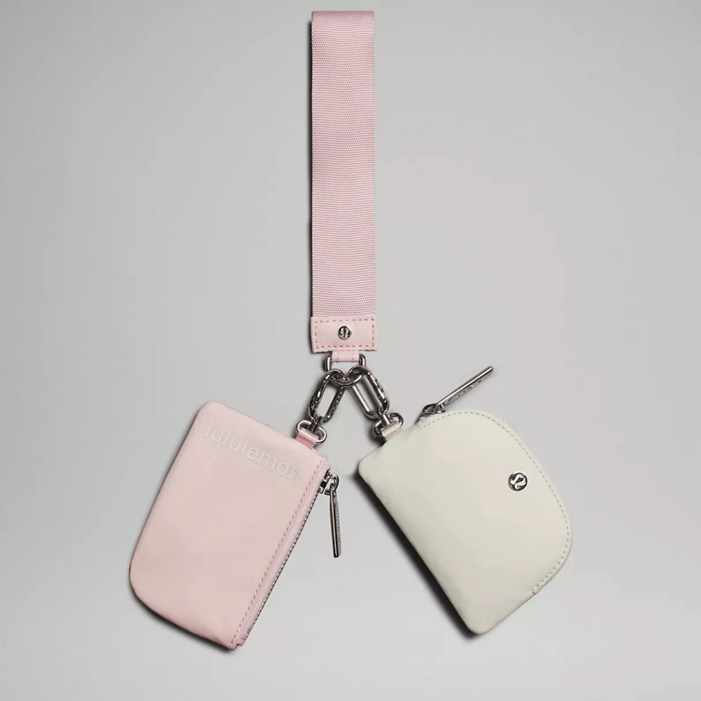 Lululemon Dual Pouch In The Color Flush Pink/ Bone 🦴